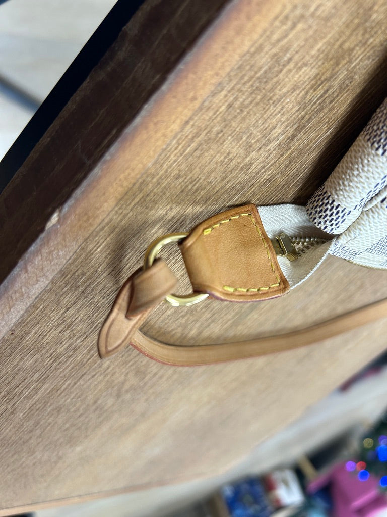 Louis Vuitton Damier Azur pochette