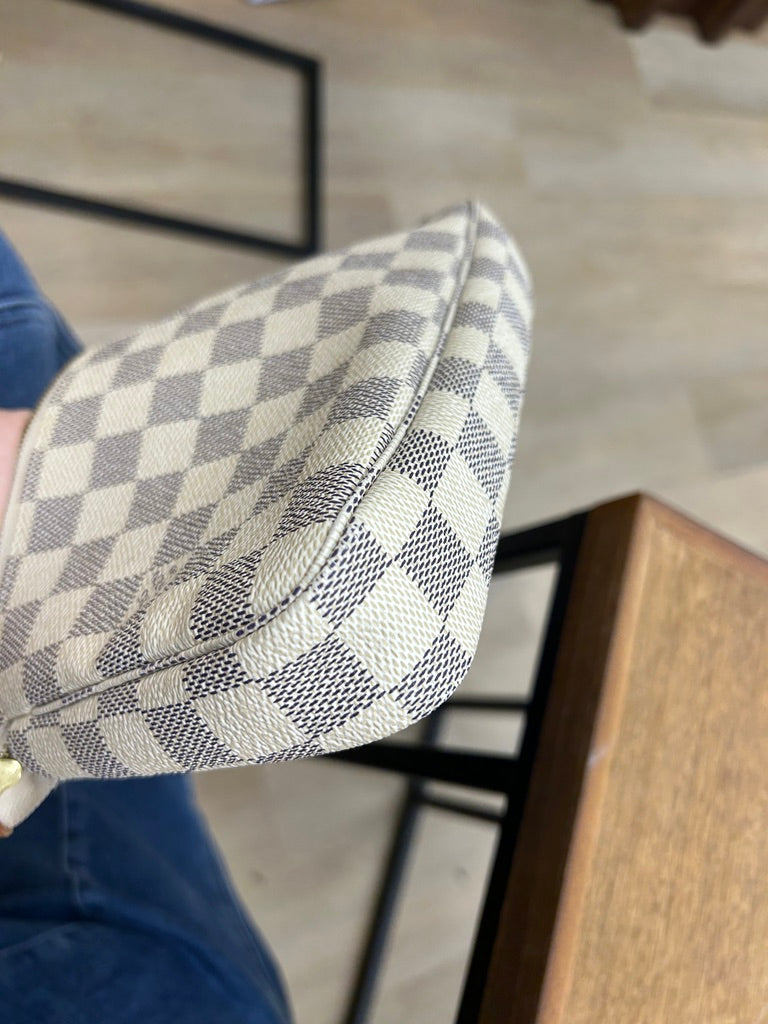 Louis Vuitton Damier Azur pochette