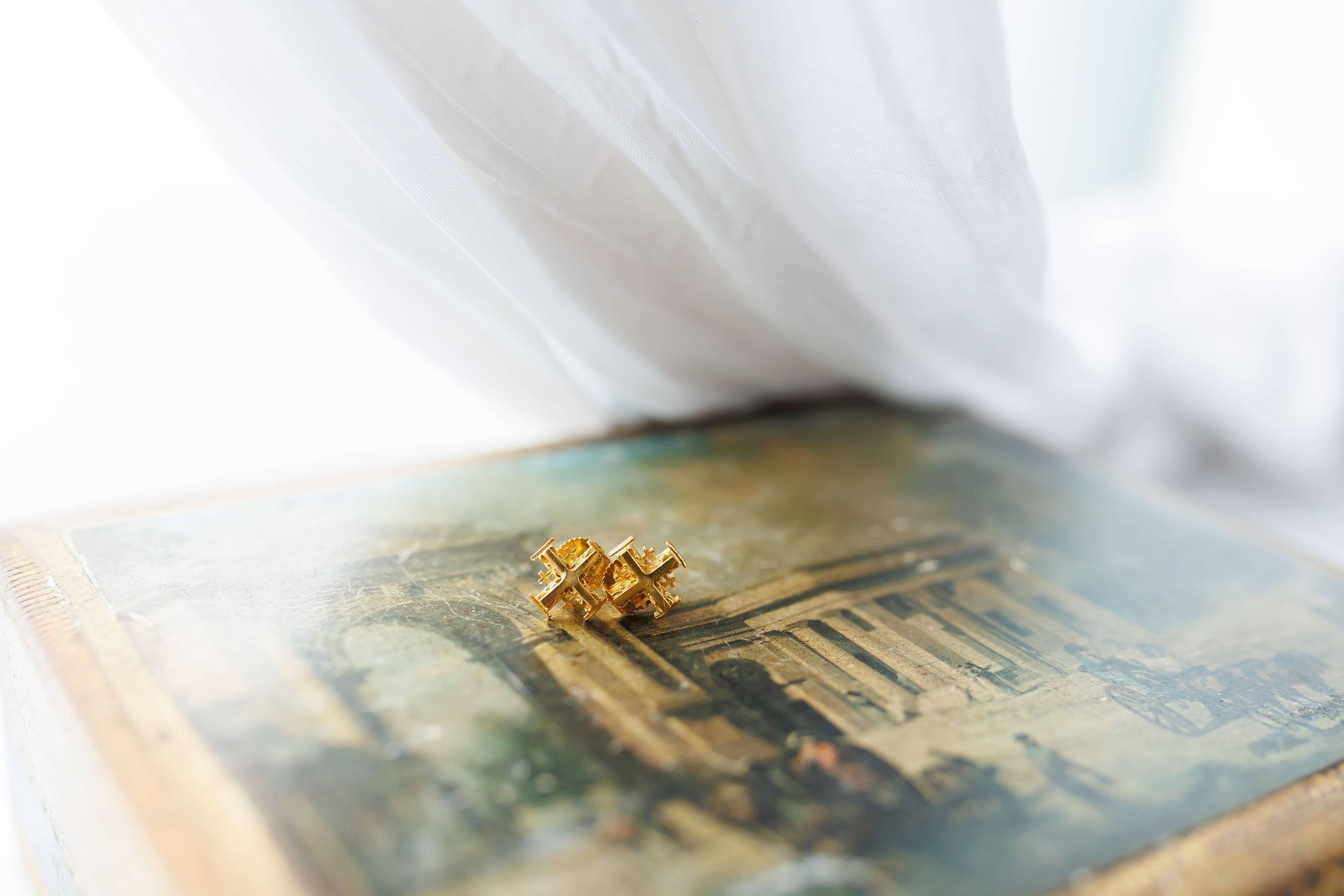 The Micro Trinity Stud