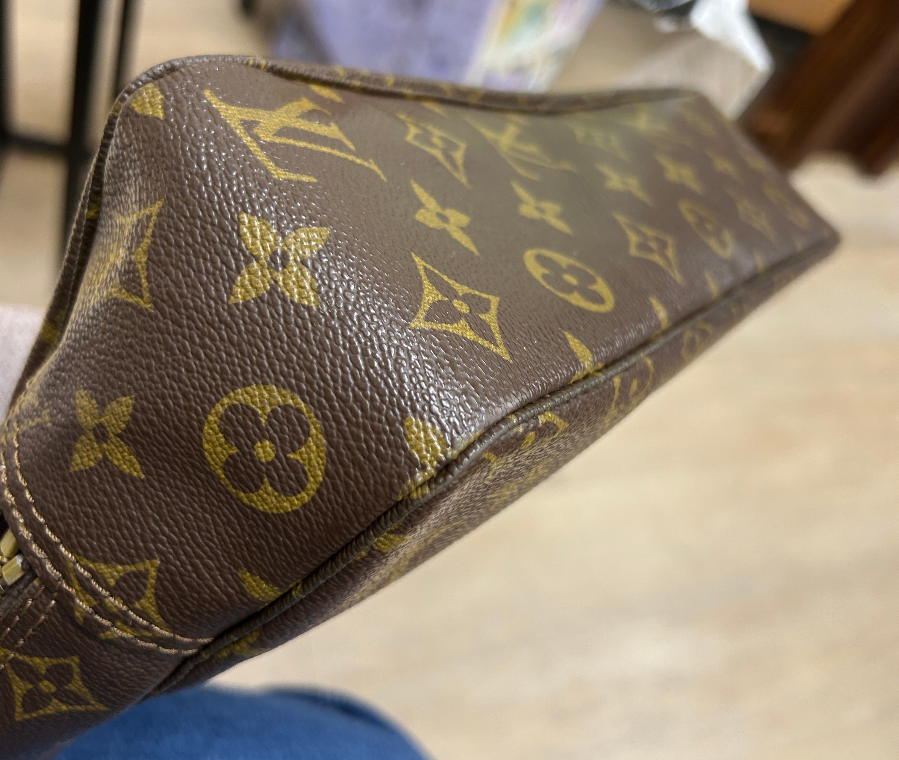 Louis Vuitton Trousse Toilette 28 Monogram