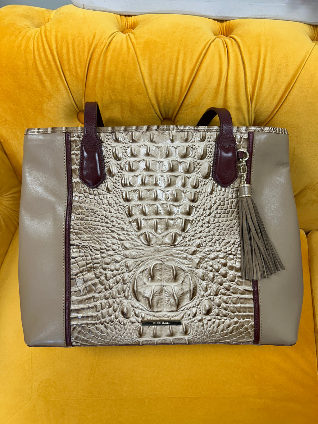 Brahmin medium Julian Travertine Cordina