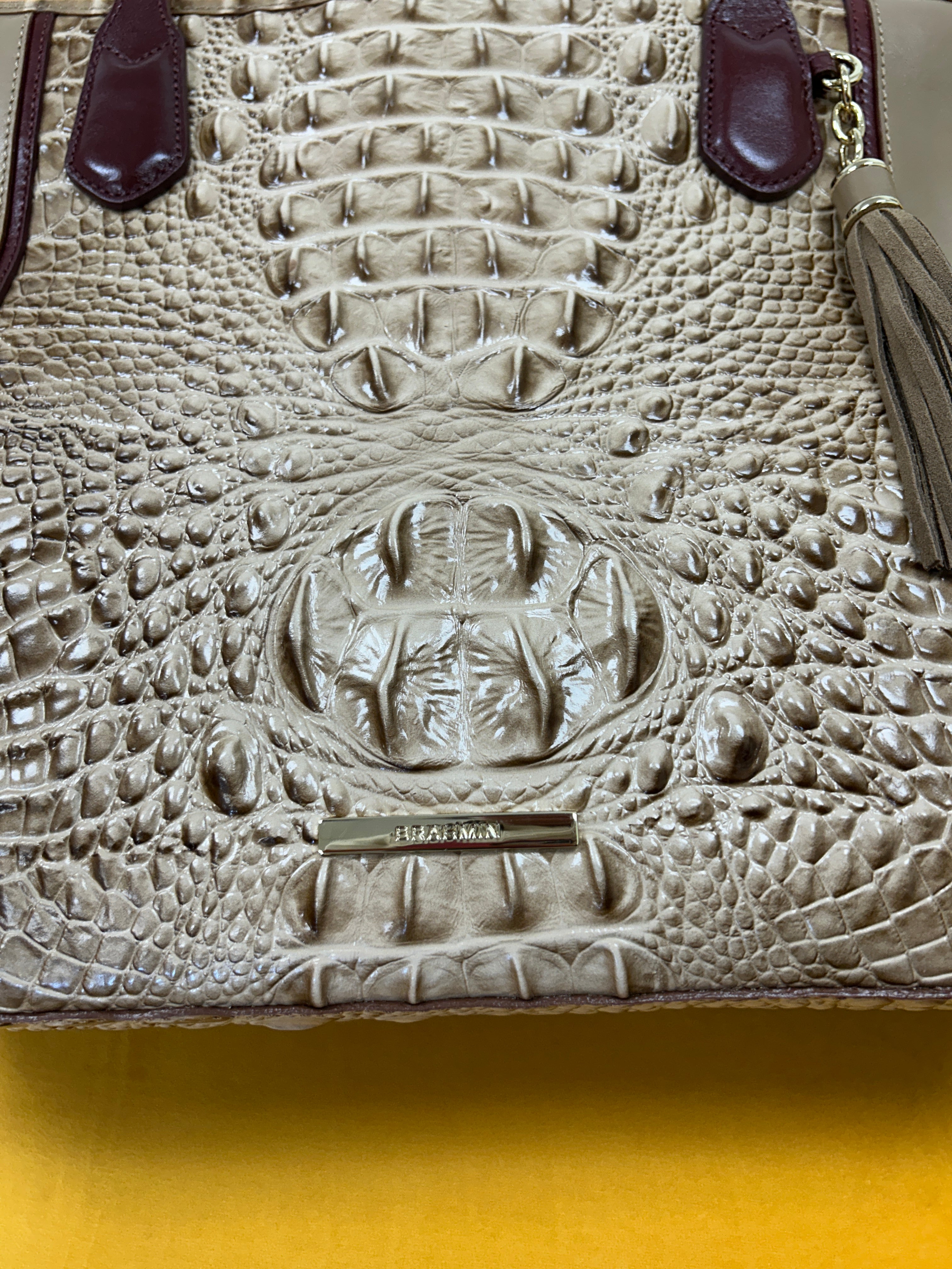 Brahmin medium Julian Travertine Cordina