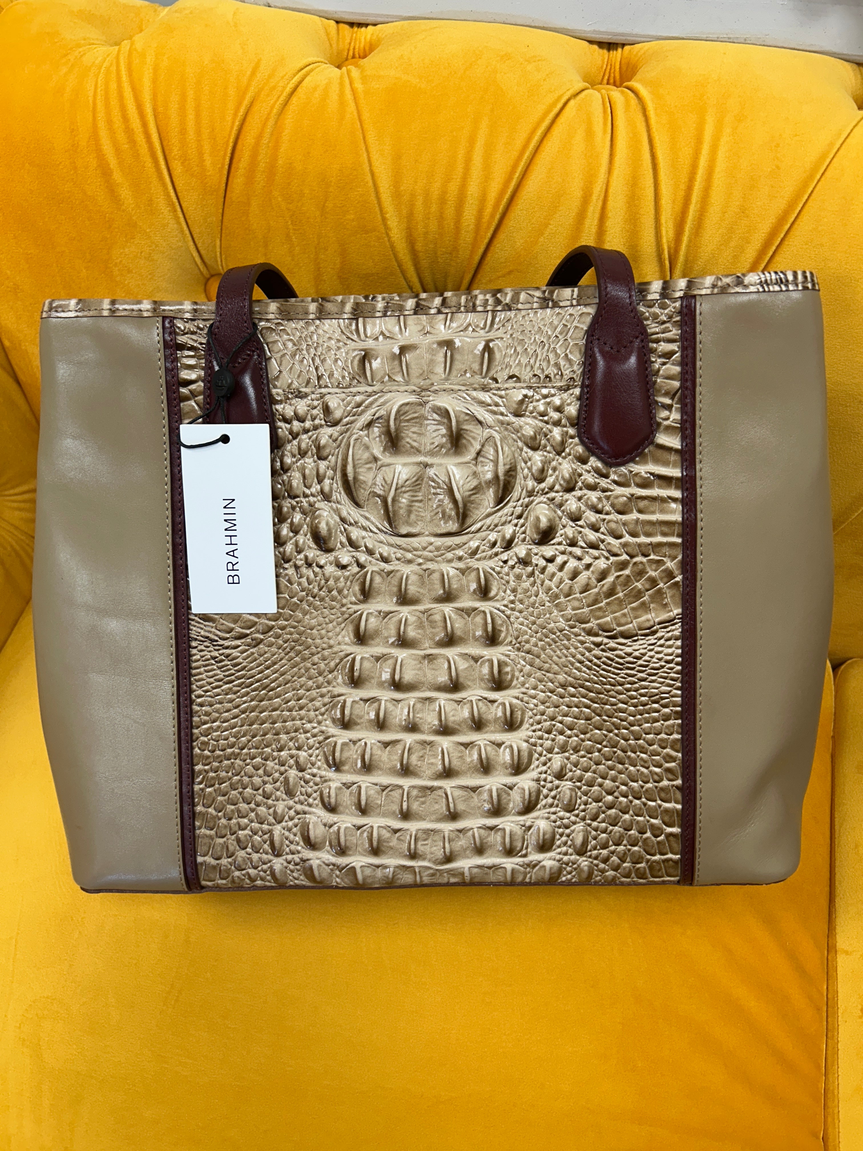 Brahmin medium Julian Travertine Cordina