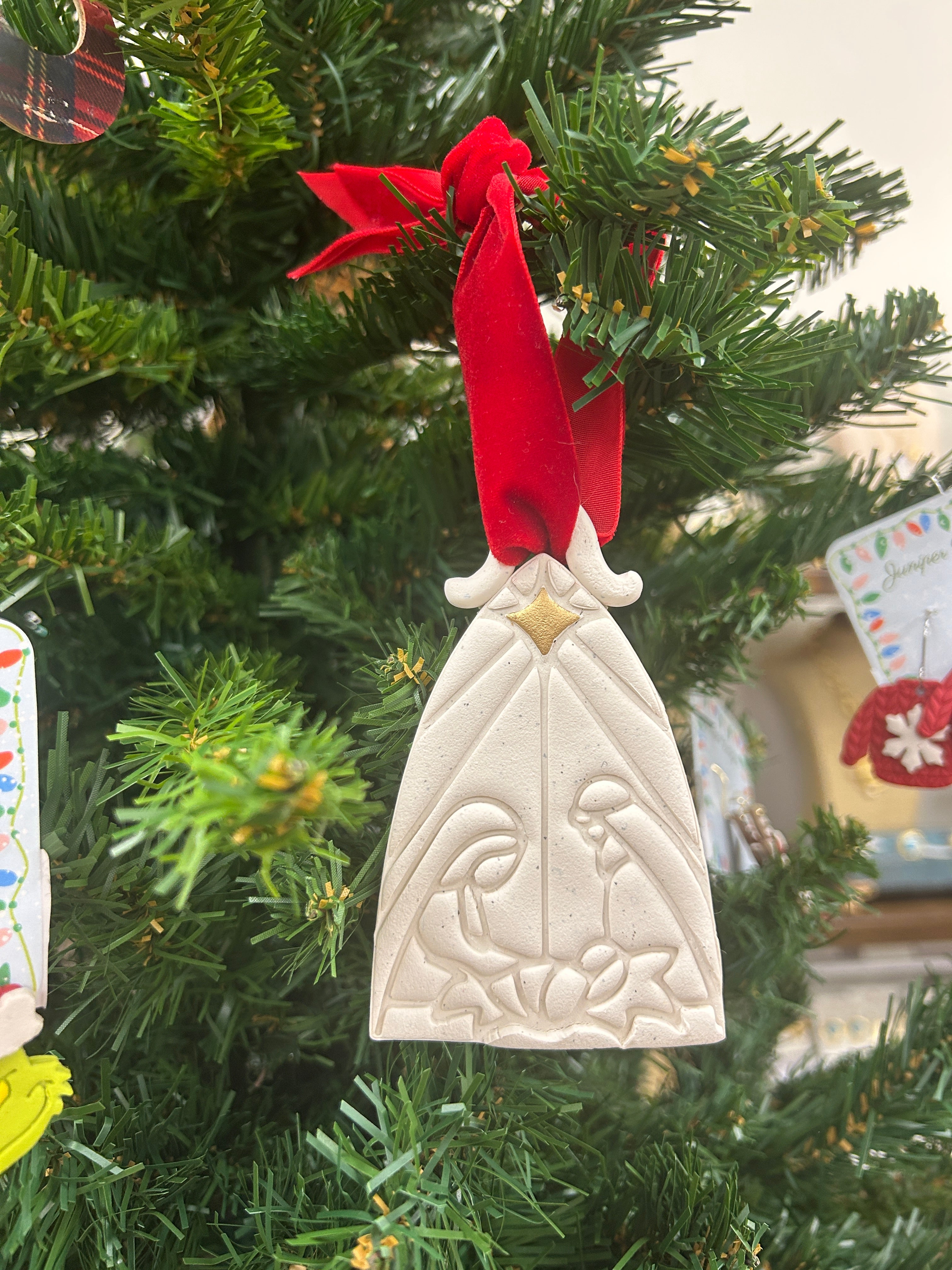 Minimalist manger ornament