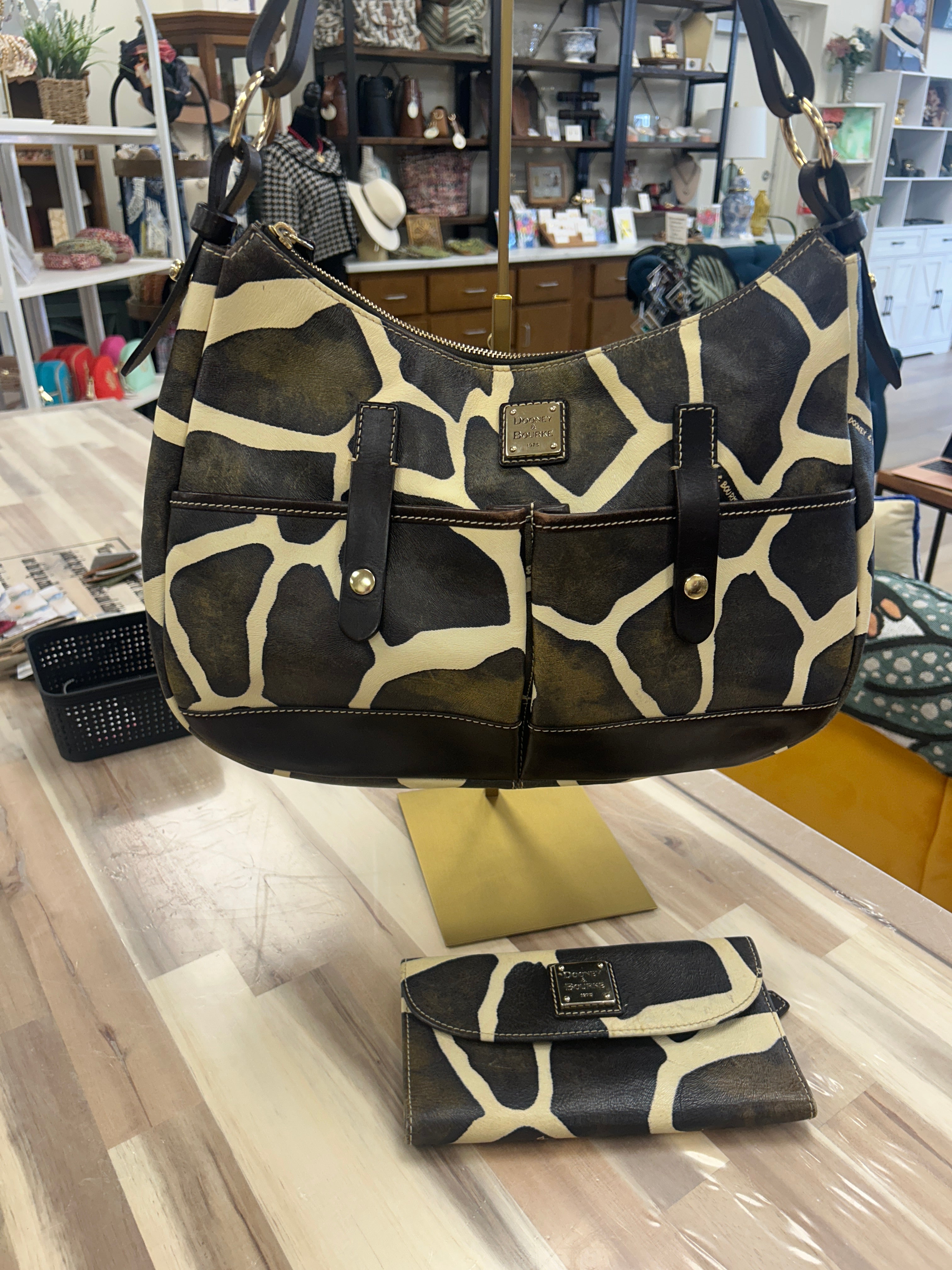 (Vintage) Dooney & Bourke Leather Giraffe pattern hobo bag and matching wallet