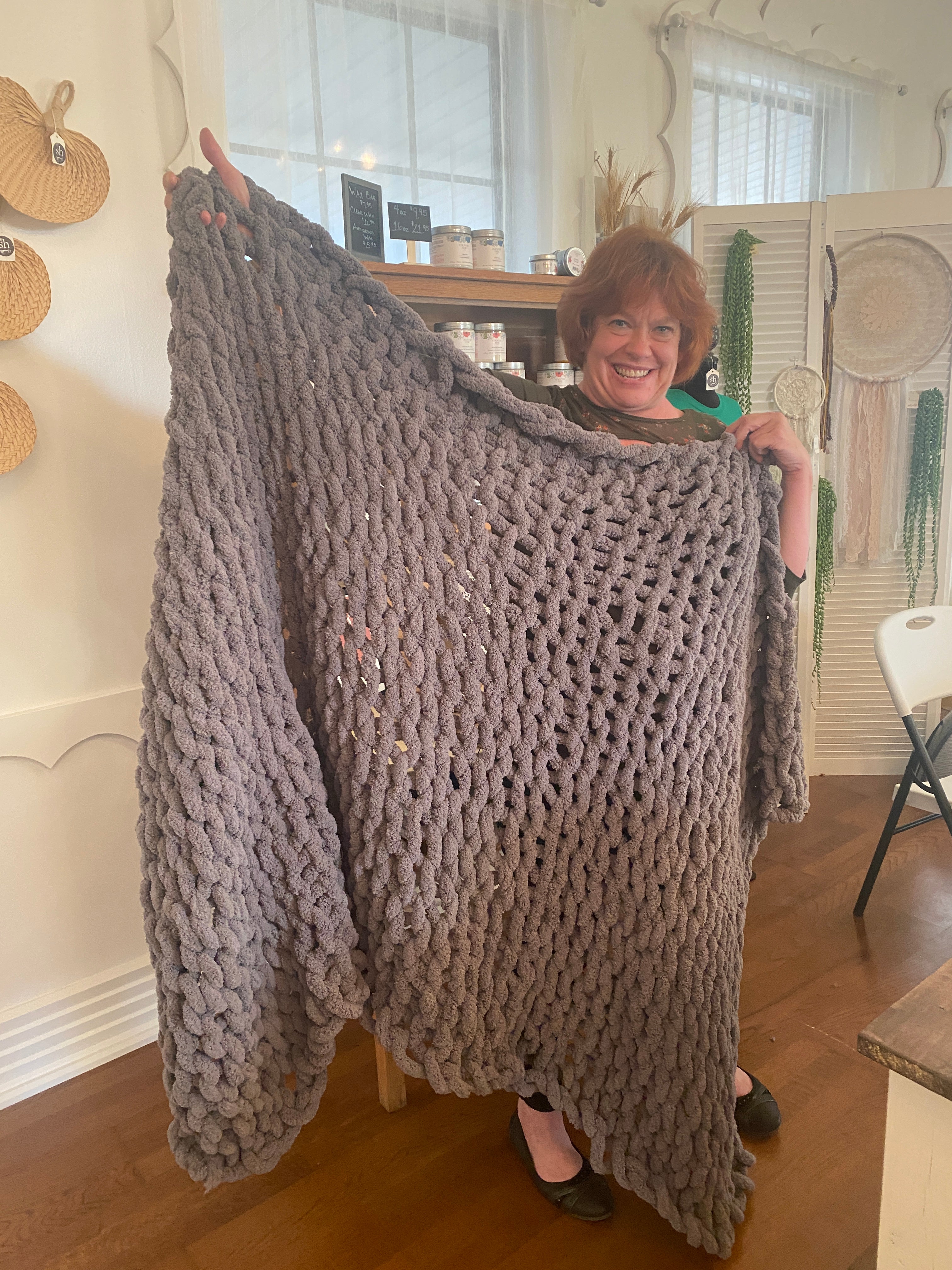 Chunky Handknit blanket class with Yanely Allen - Multiple dates