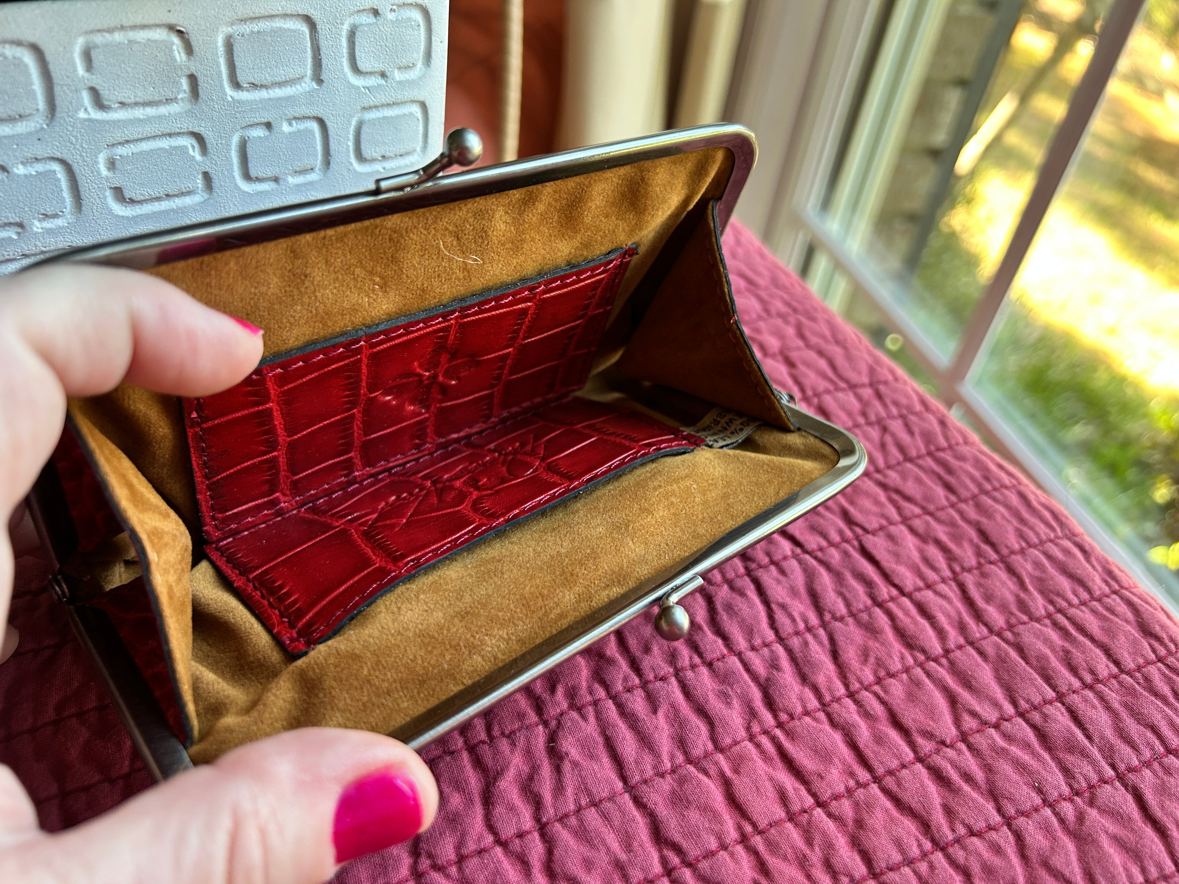 Patricia Nash Red Croc pattern leather kisslock coin purse (pre-owned)