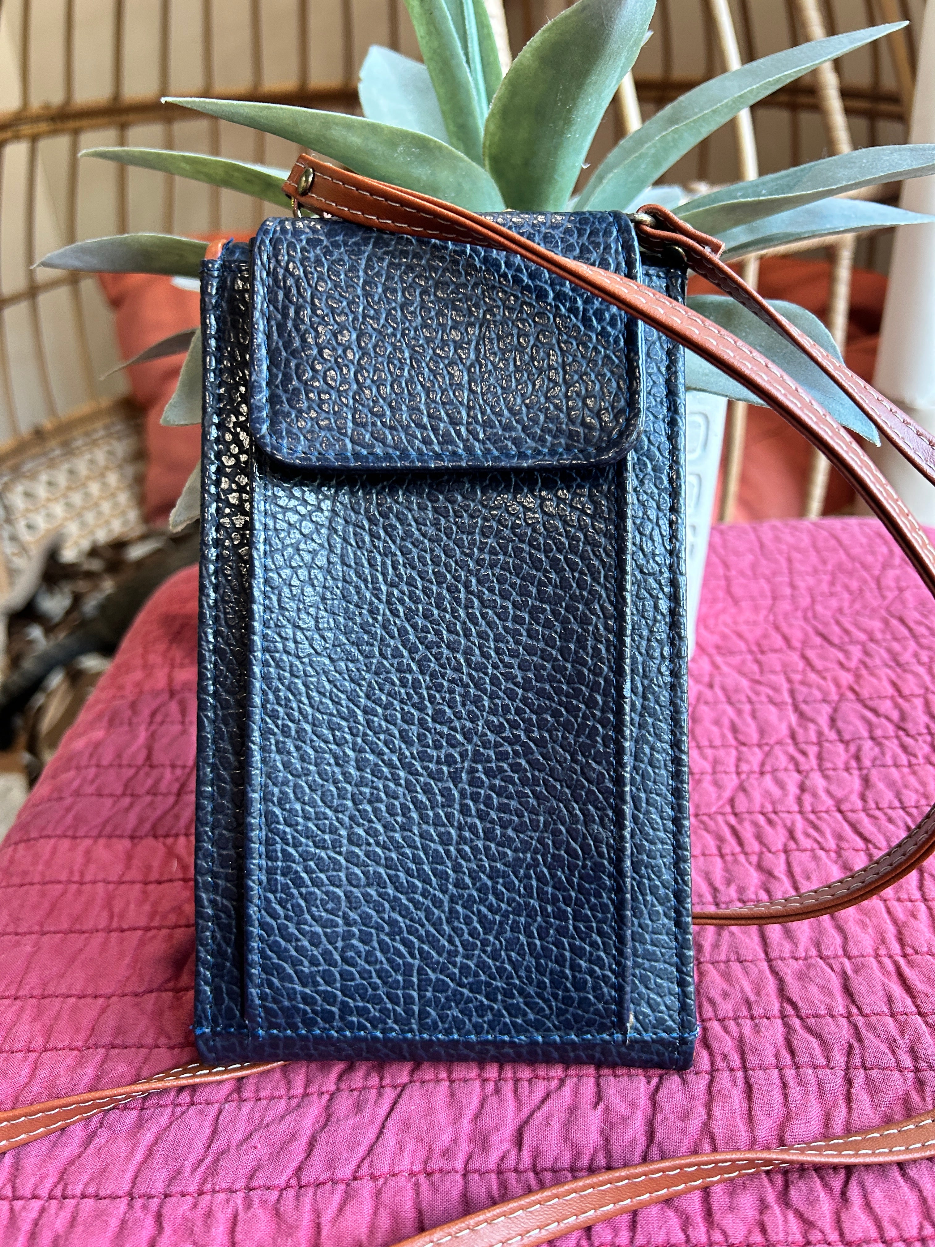 Dooney & Bourke Pebbled Leather Crossbody | Navy + Tan Trim (pre-owned)