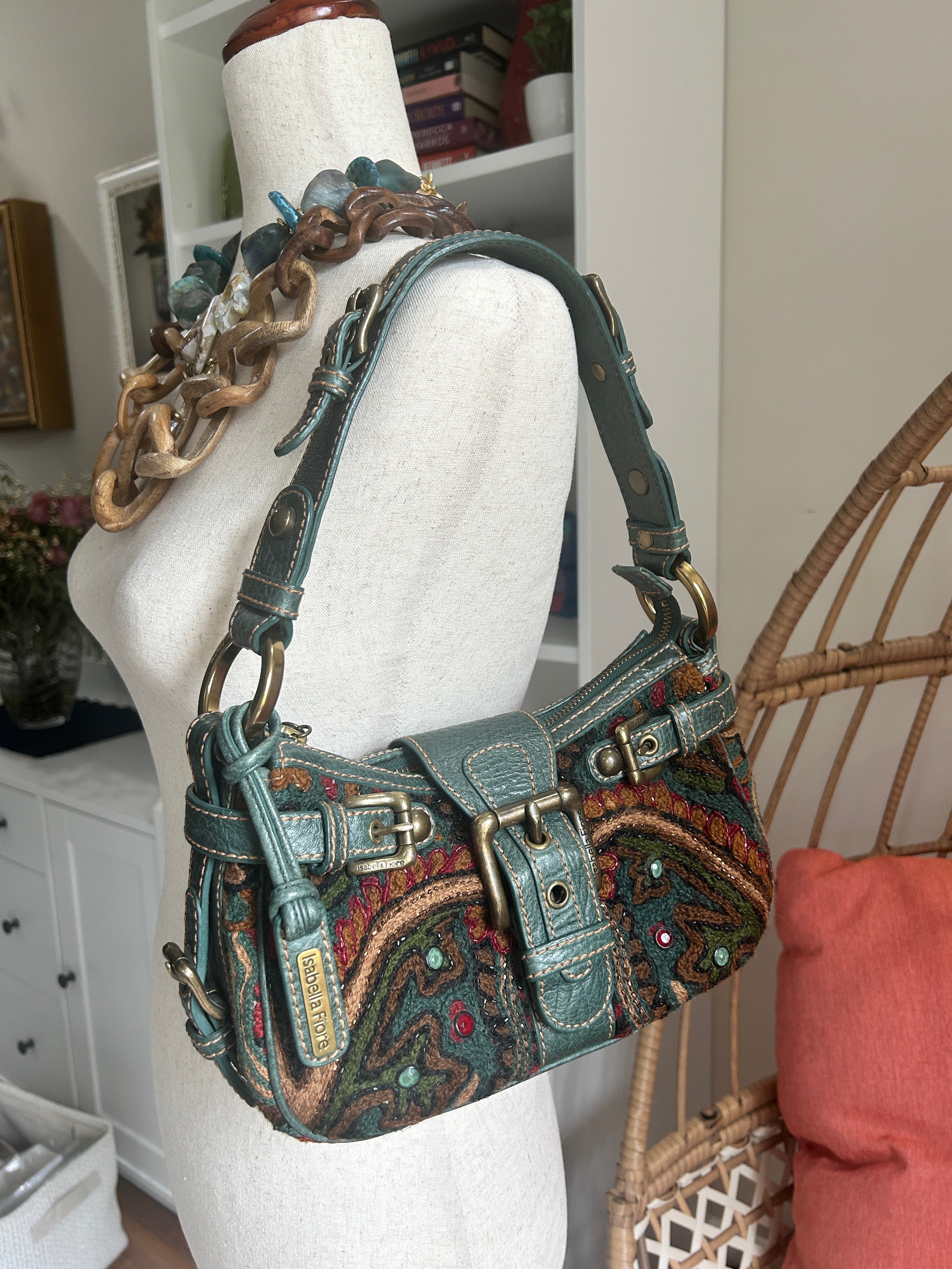 Isabella Fiore Cut‑A‑Rug Tapestry & Leather Shoulder Bag – Pristine Y2K Boho Luxe (Pre-owned)