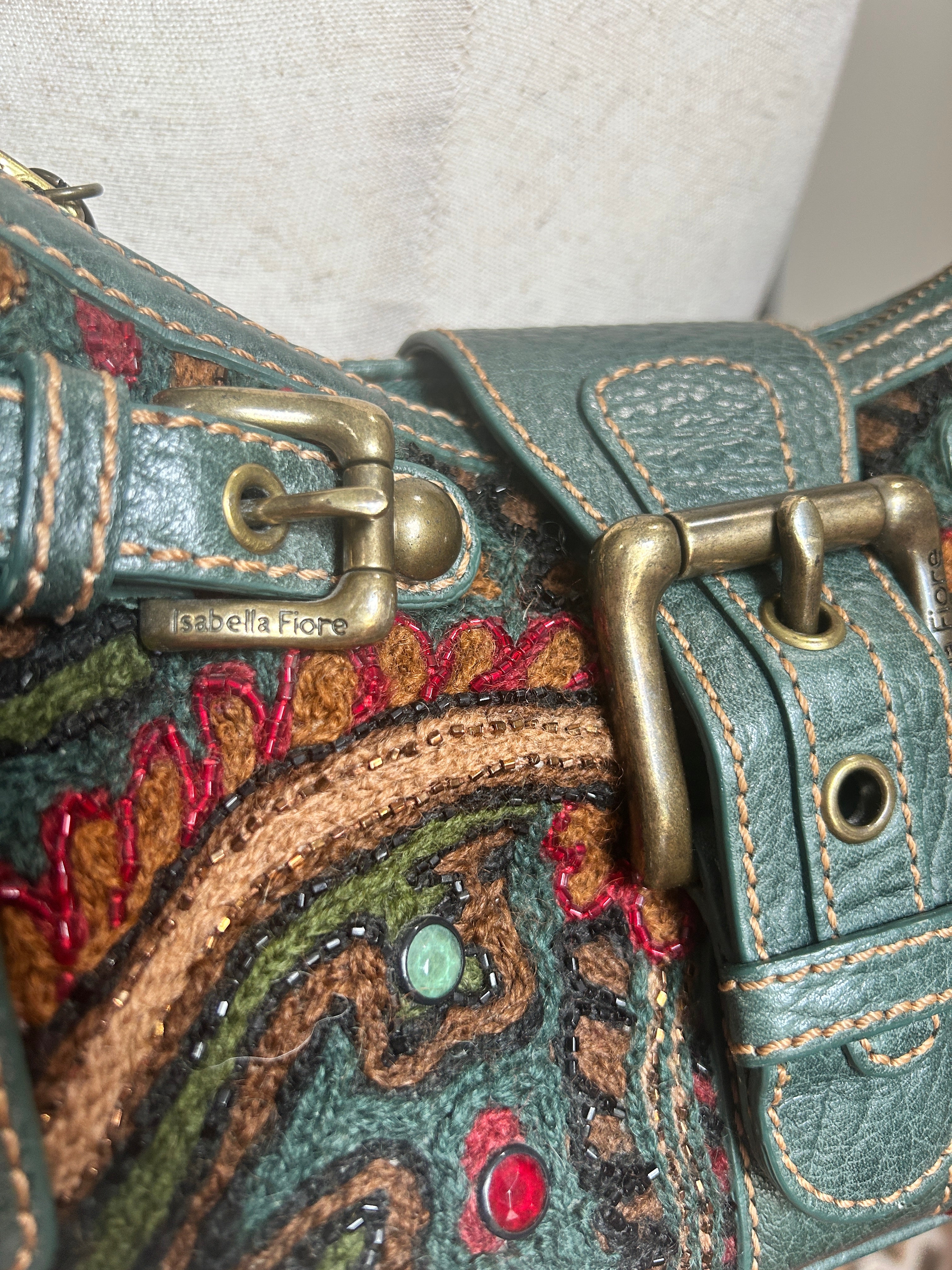 Isabella Fiore Cut‑A‑Rug Tapestry & Leather Shoulder Bag – Pristine Y2K Boho Luxe (Pre-owned)