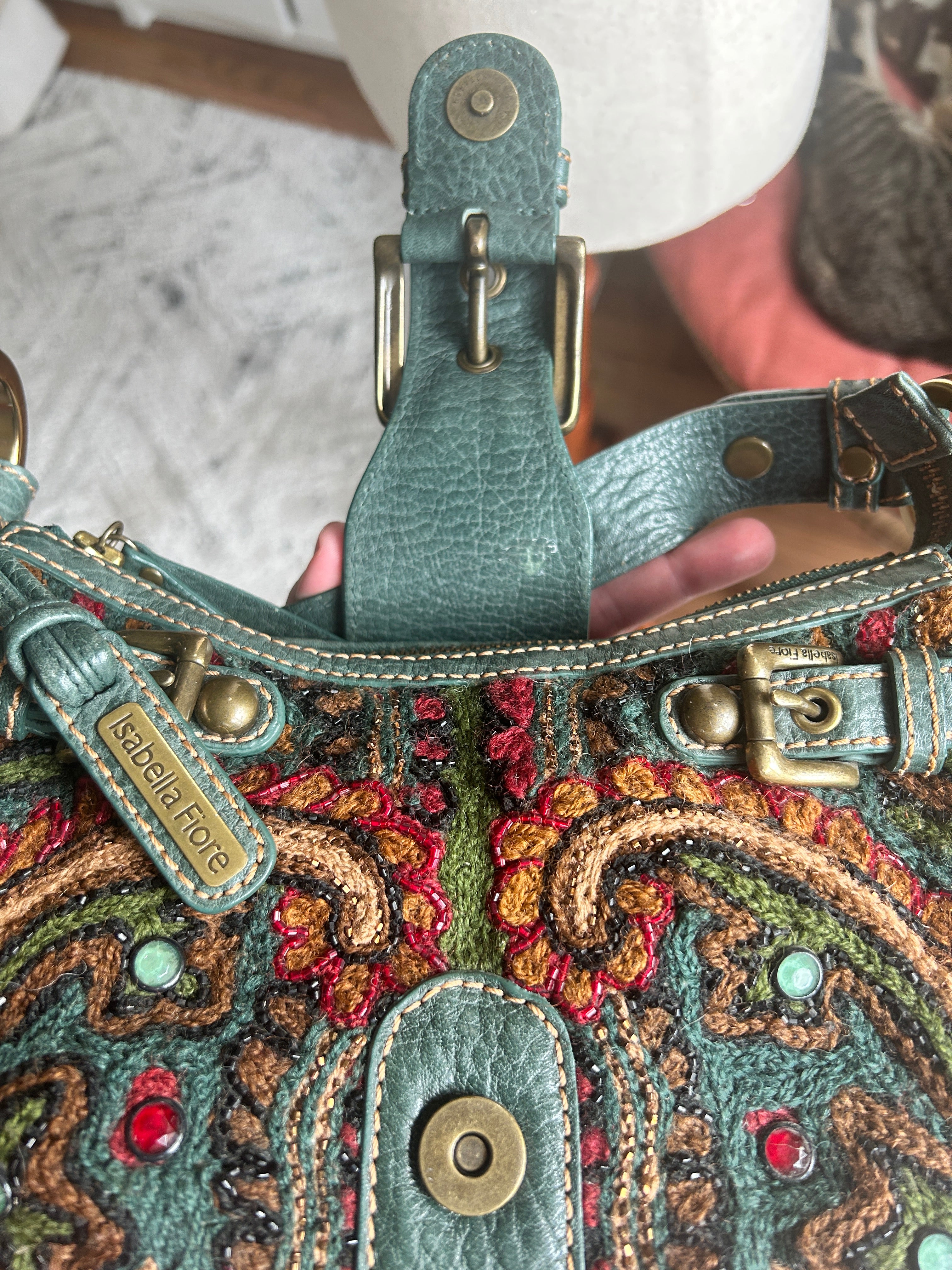 Isabella Fiore Cut‑A‑Rug Tapestry & Leather Shoulder Bag – Pristine Y2K Boho Luxe (Pre-owned)