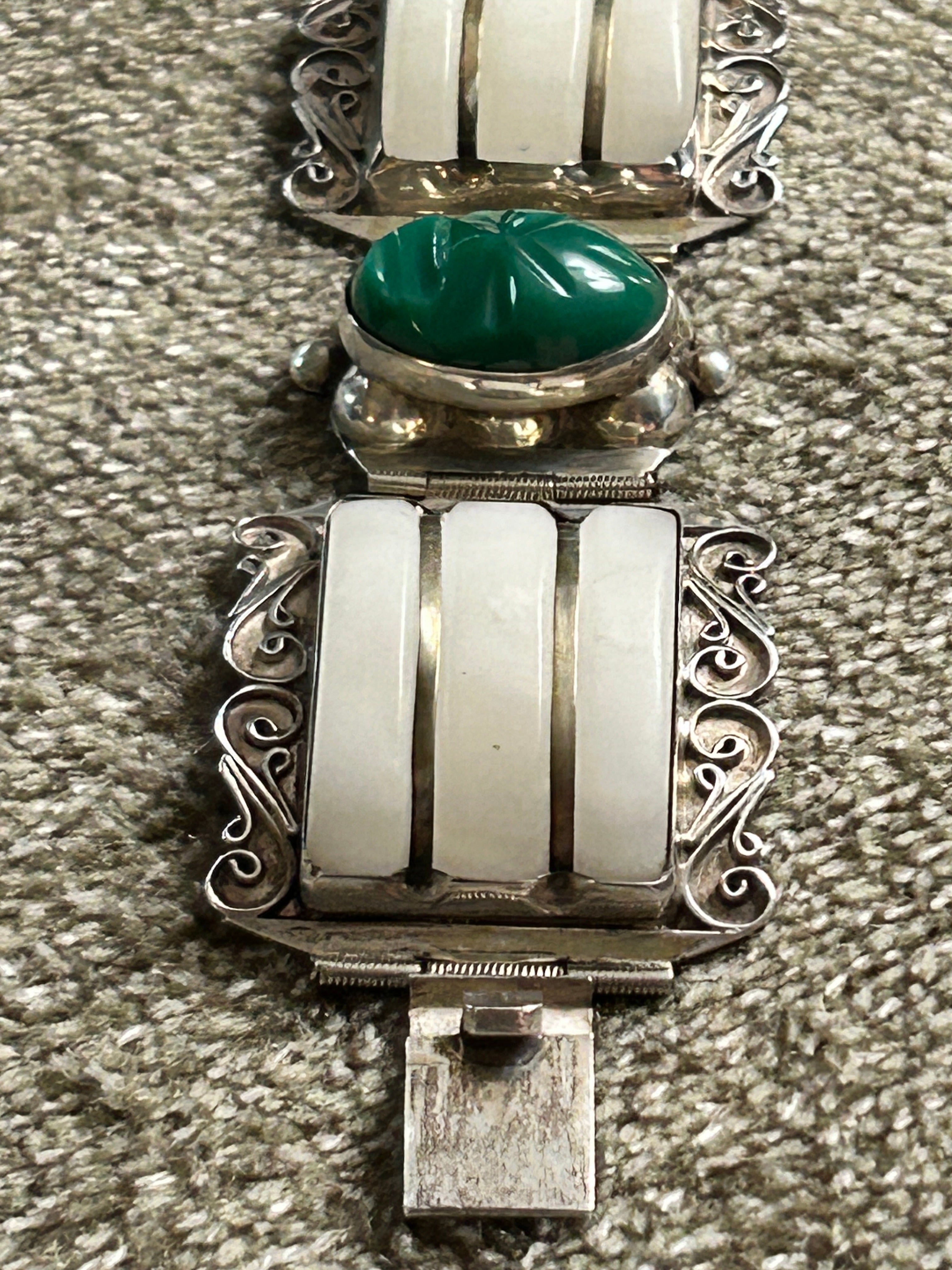 Vintage Mexican Sterling Silver Green & White Onyx Panel Bracelet