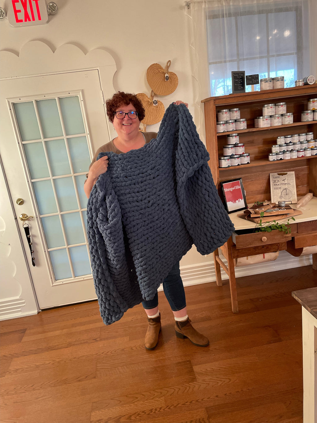 Chunky Handknit blanket class with Yanely Allen - Multiple dates