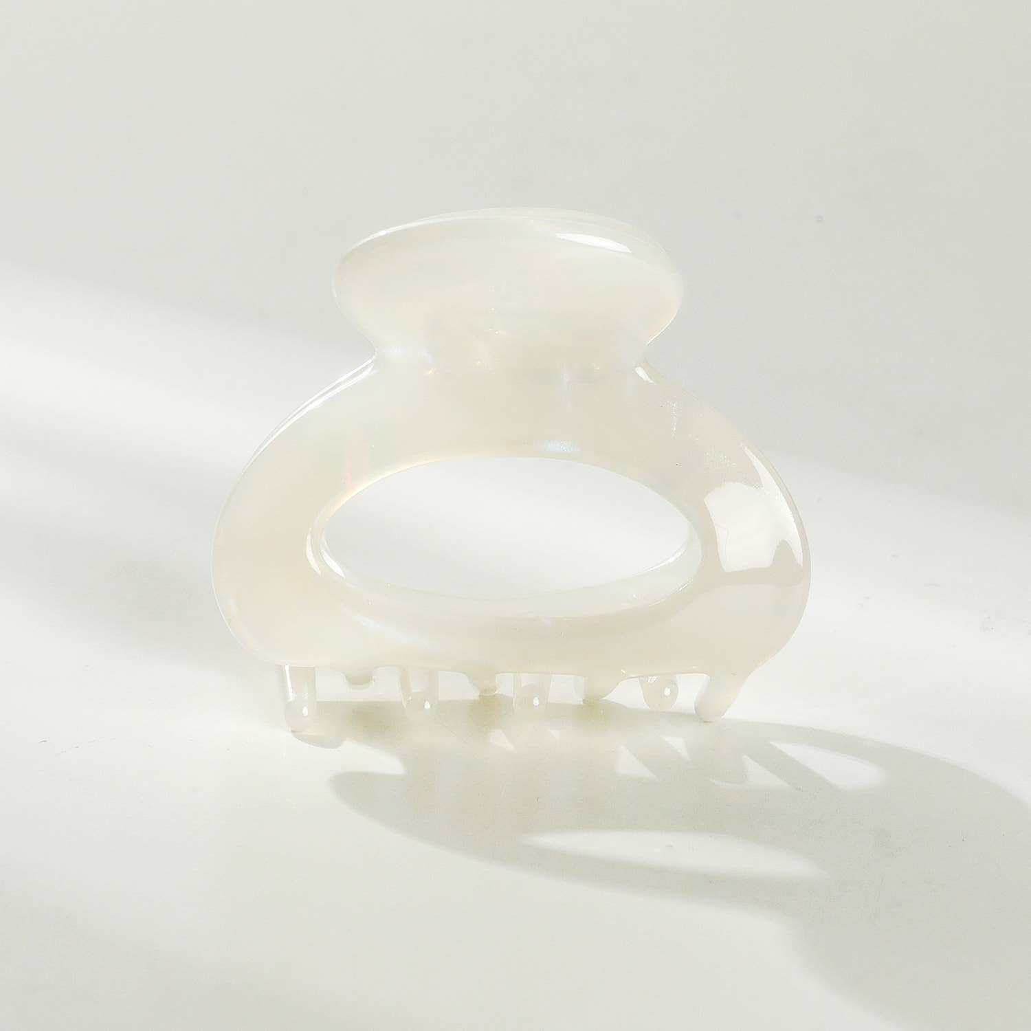 Lucie Core | Mini Bubble Claw Clip