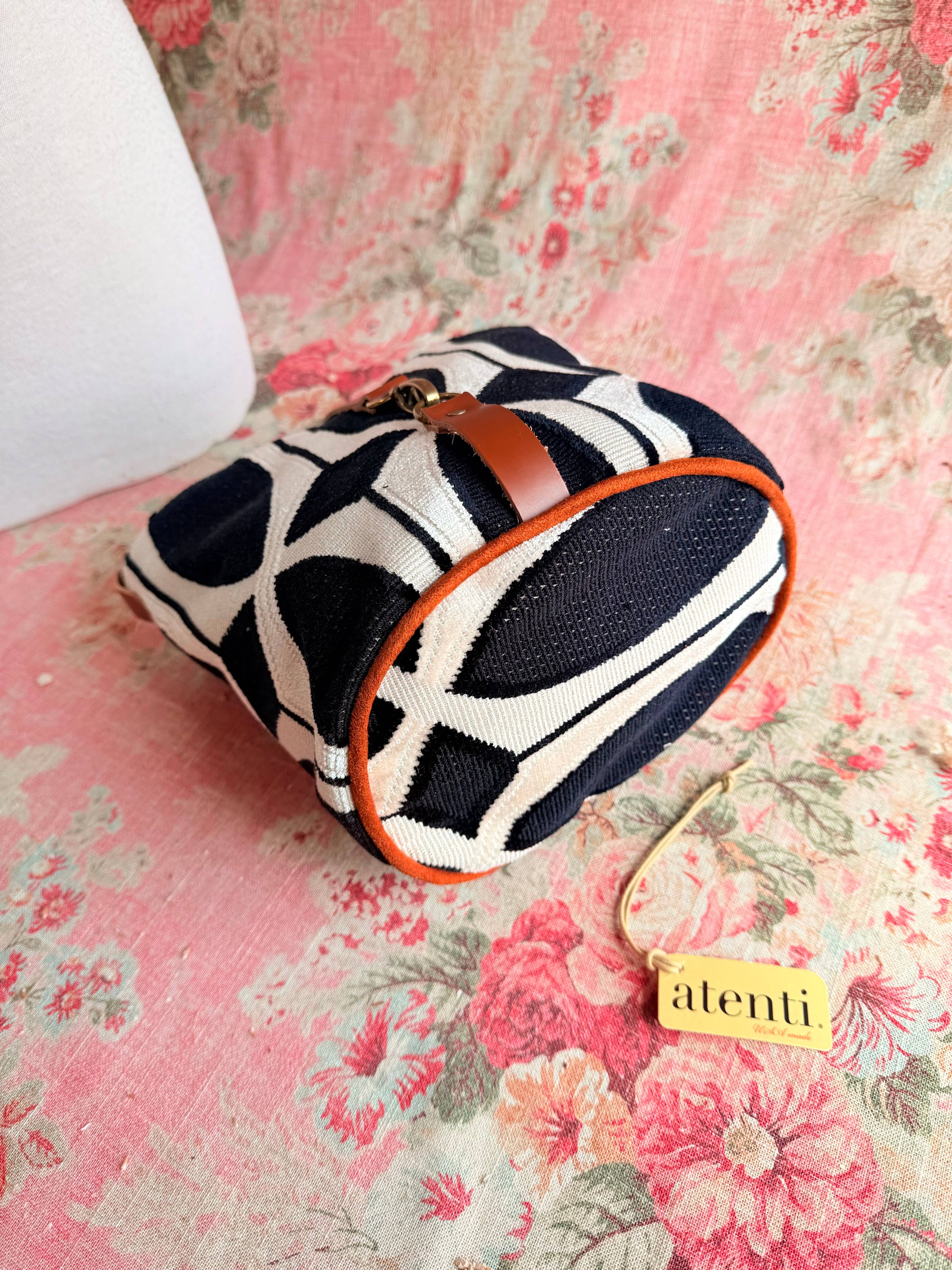 Forever Halle Bucket