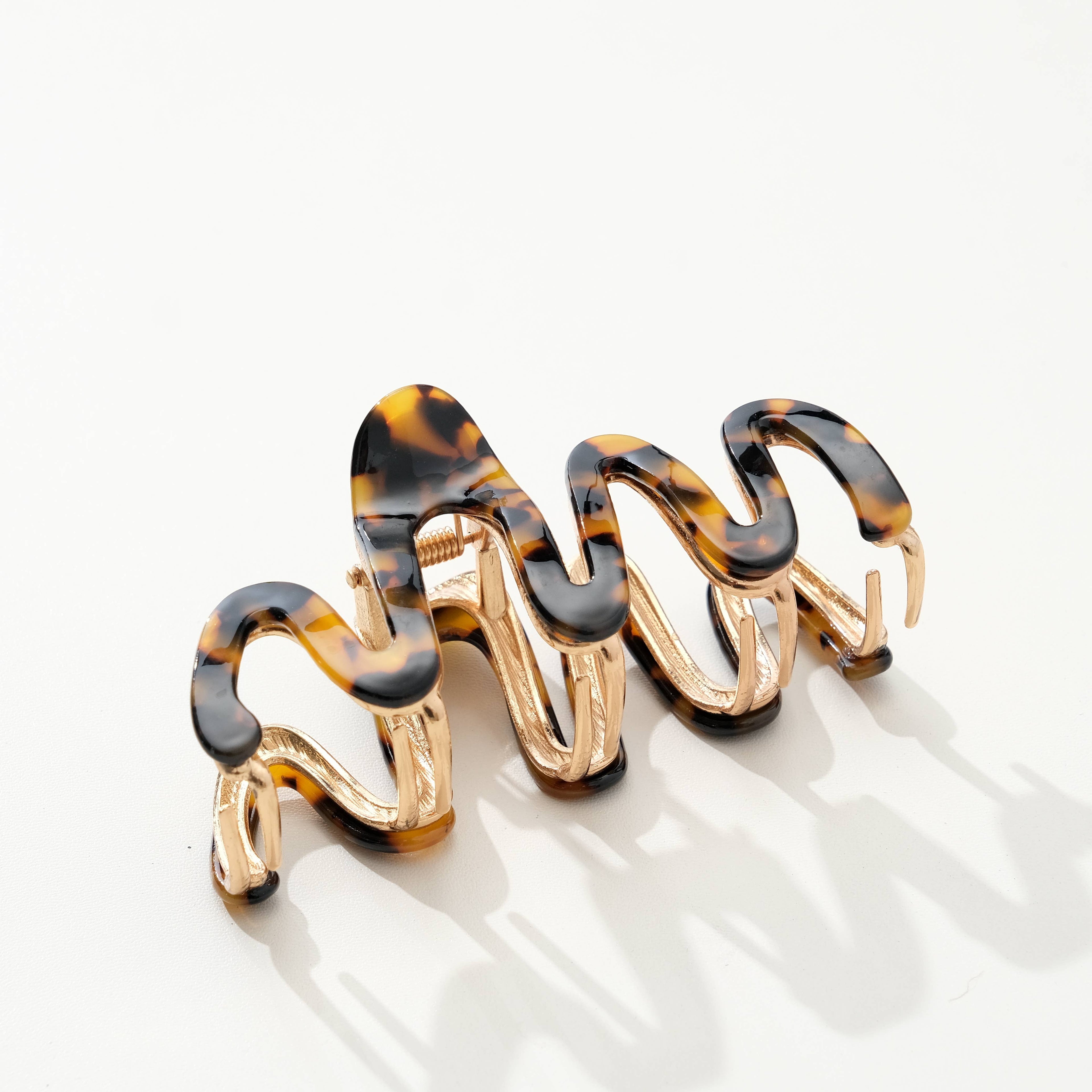 Willow Core | Large Squiggle Metal Claw Clip