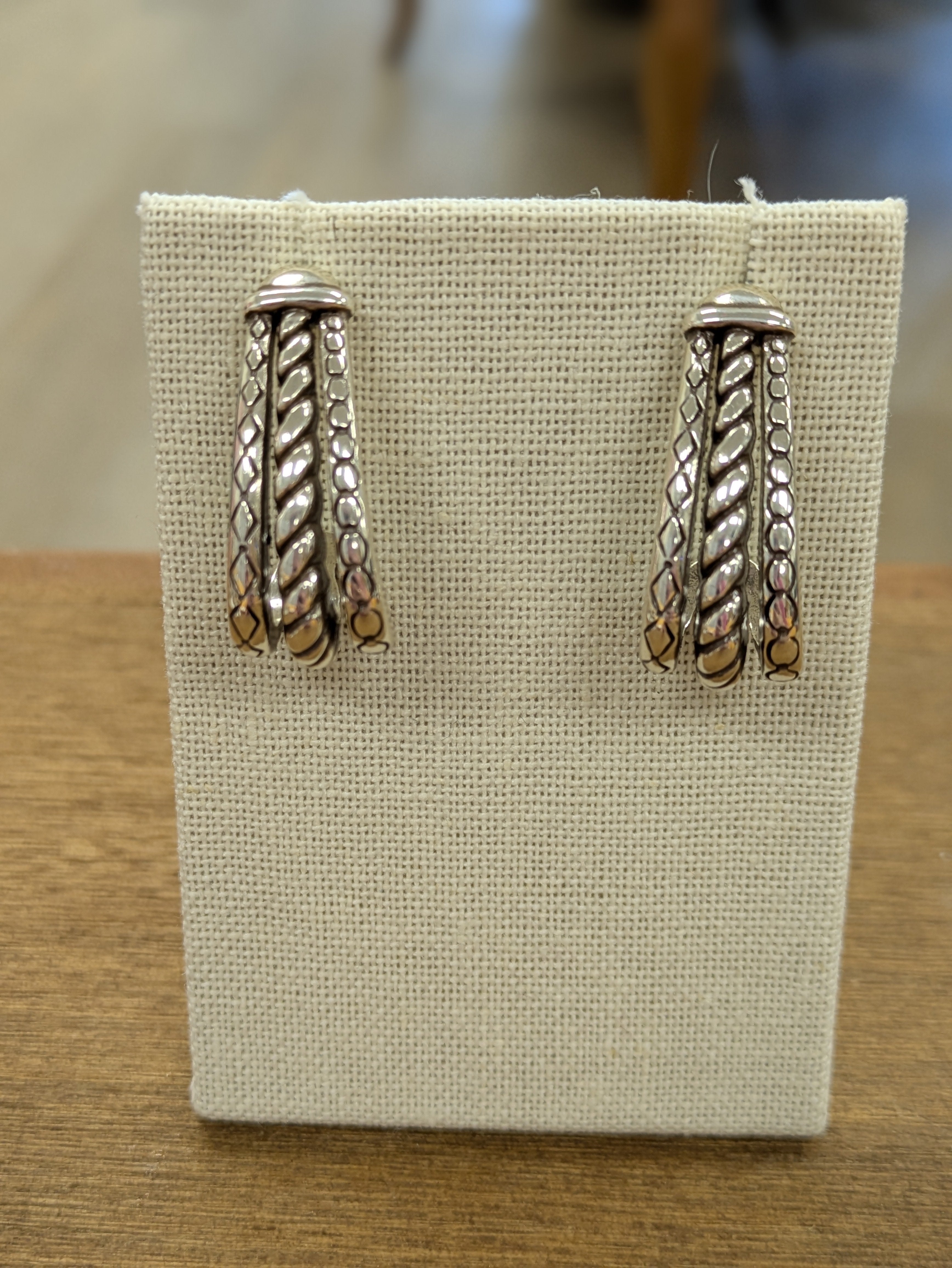 Brighton black and silver hoops