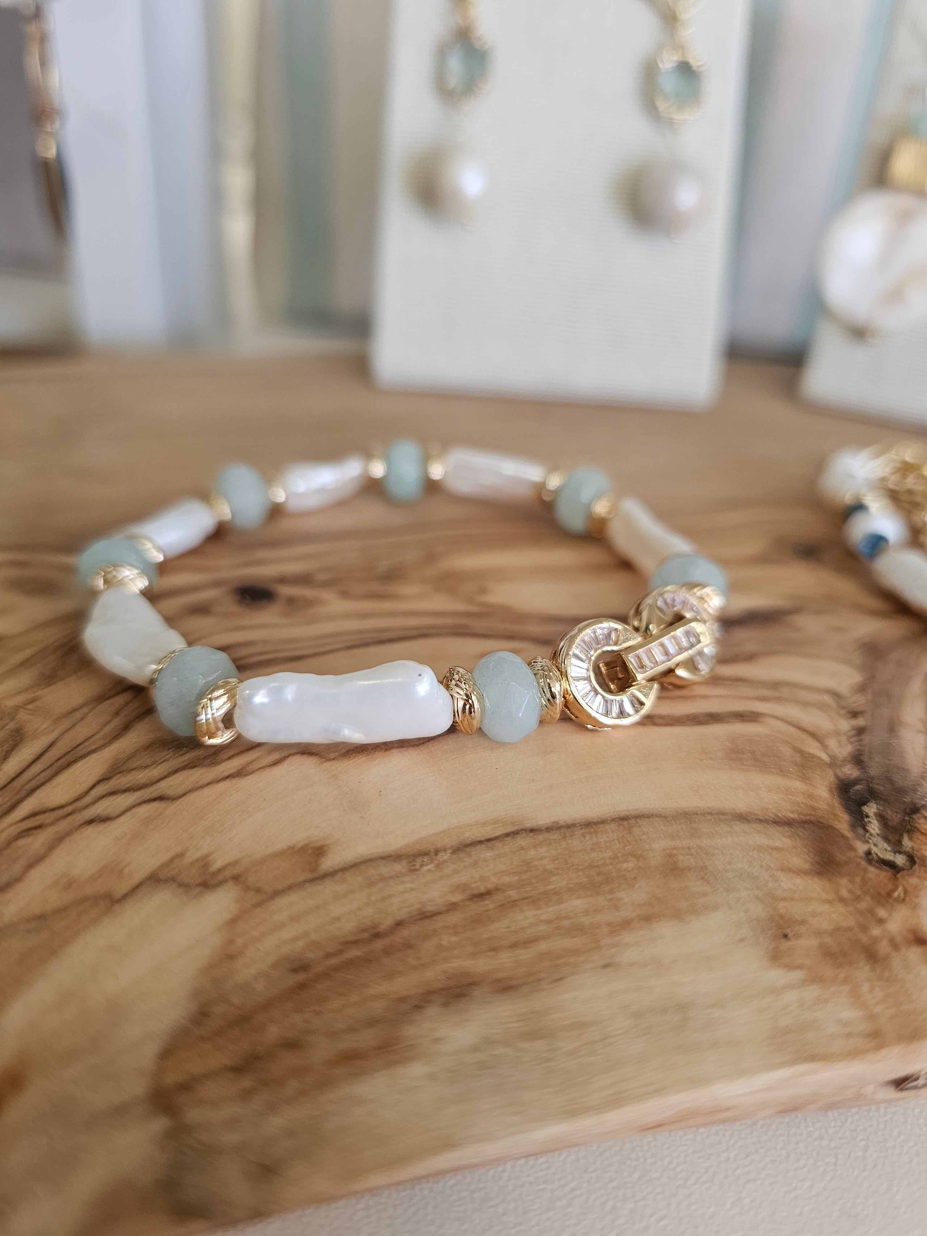 Pearl Shimmer Clasp Bracelet| Stillwater Collection