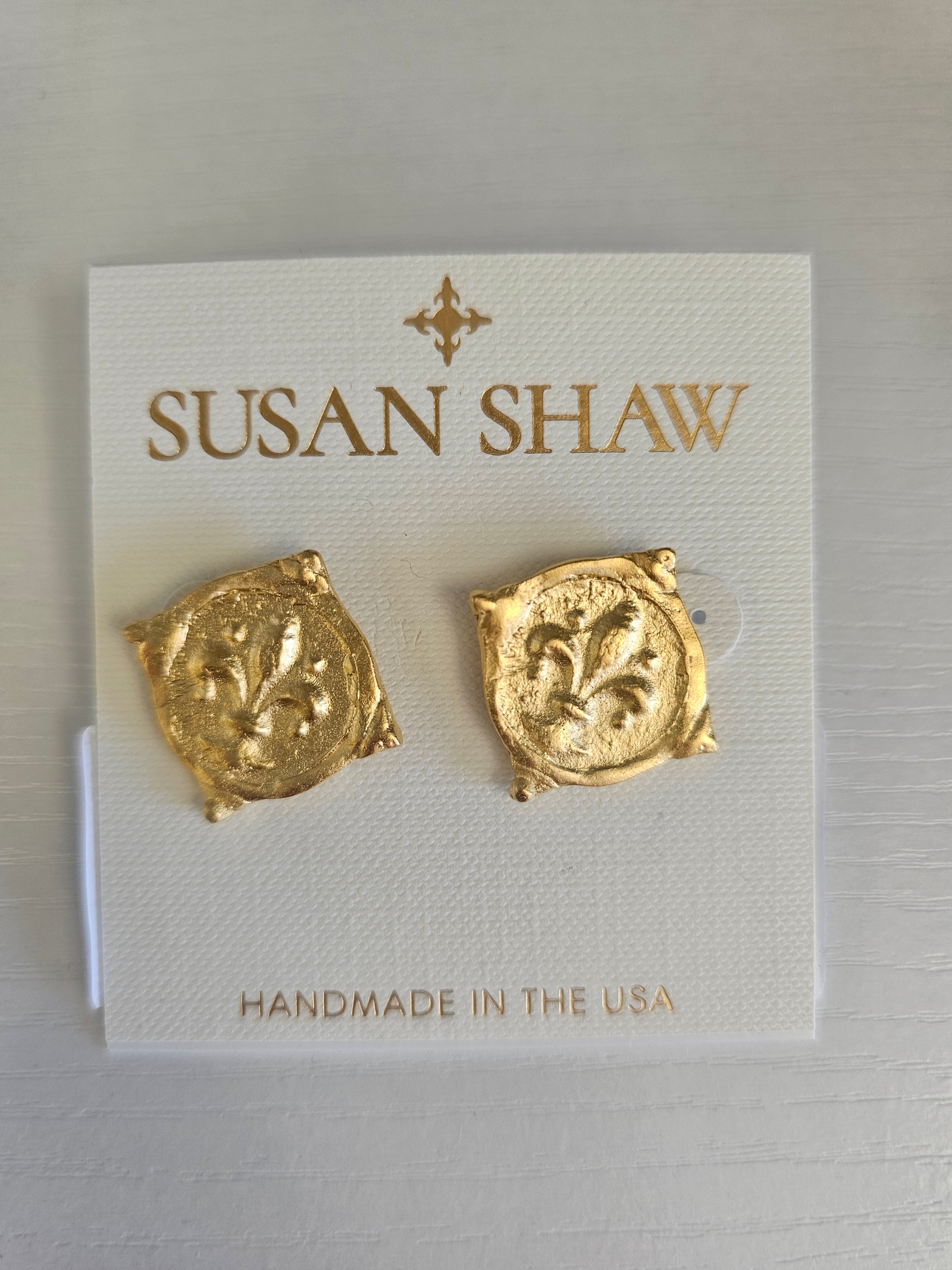 Fleur De Lis Intaglio Studs