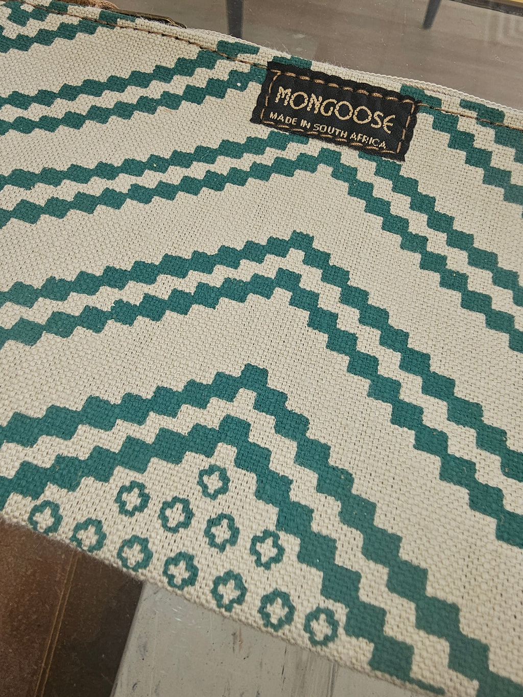 Mongoose makeup pouch