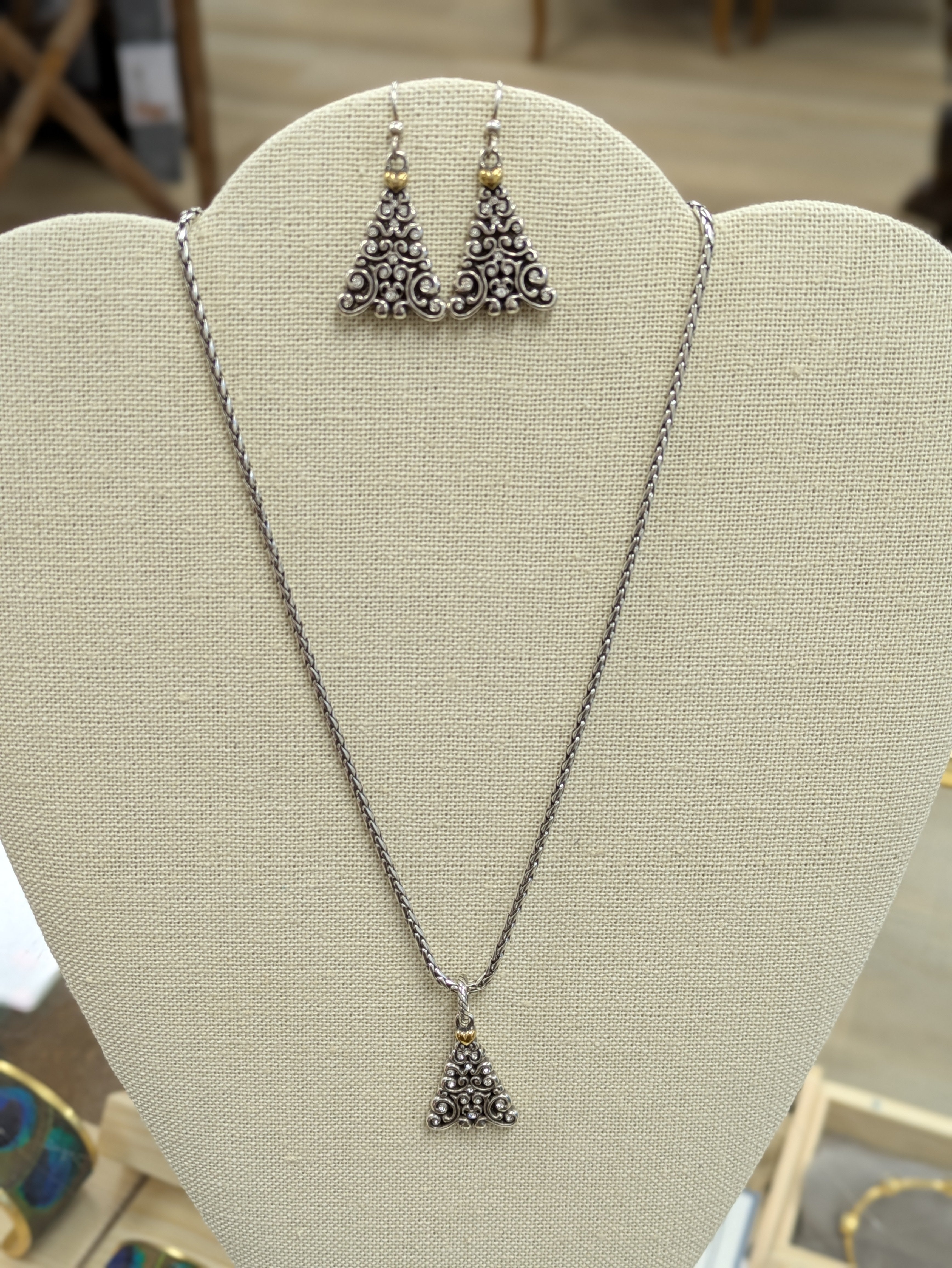 Brighton Christmas tree necklace and earrings set